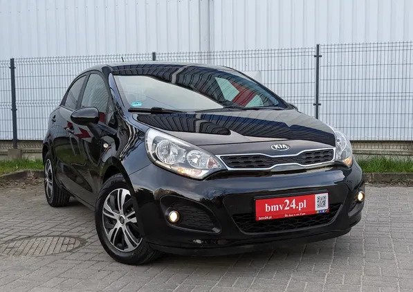 opolskie Kia Rio cena 36898 przebieg: 66000, rok produkcji 2015 z Zawiercie